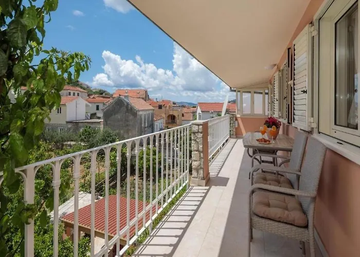 Apartment Dora Trogir